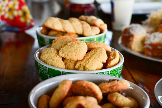 Vanilla Bean Shortbread & Sugar Cookies: Classic Elegance with a Vanilla Twist